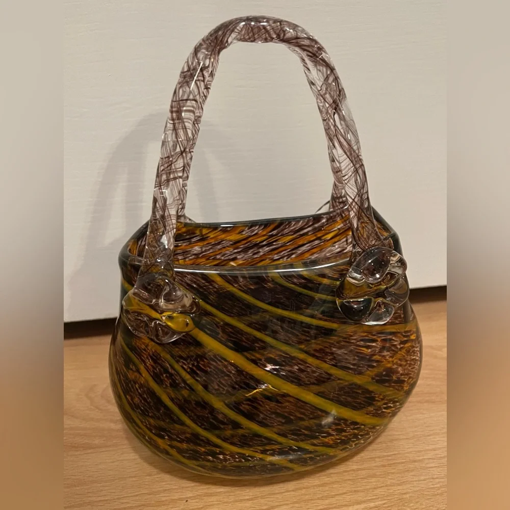 Glass Handbag - Picture 1 of 3